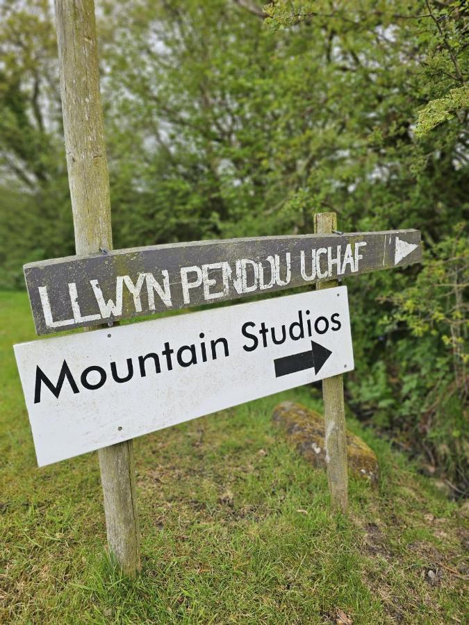 Beudy Bach And Beudy Mawr Mountainstudios แบงเกอร์ ภายนอก รูปภาพ